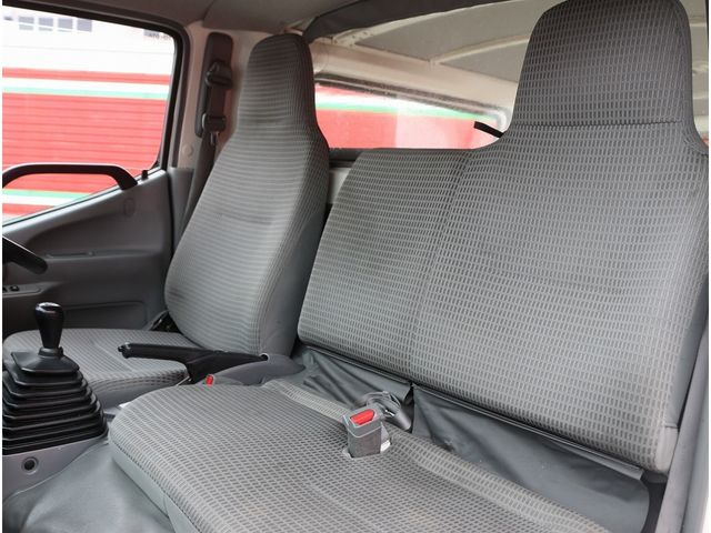 TOYOTA DYNA ROUTE VAN 2019 Image 31