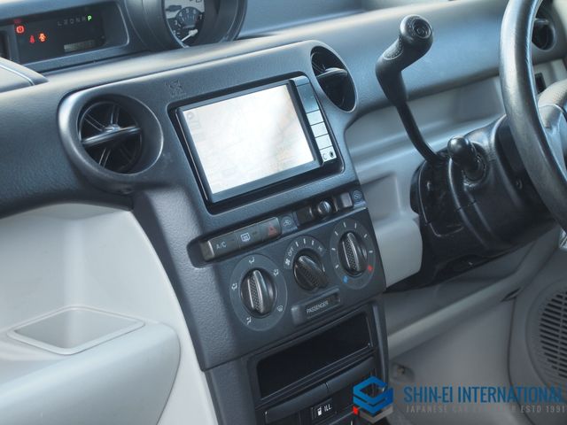 TOYOTA BB OPENDECK 2001 Image 31