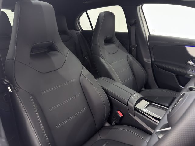 MERCEDES BENZ A CLAS 2025 Image 31