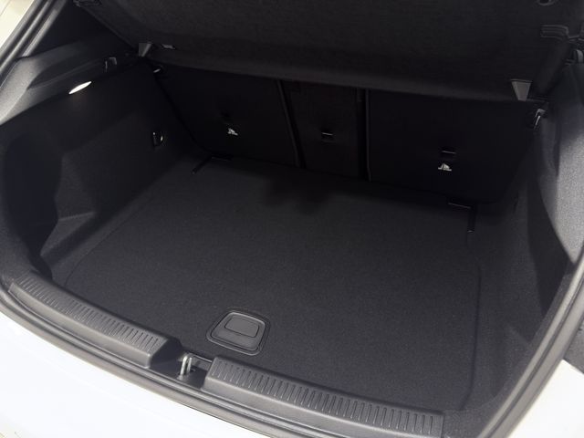MERCEDES BENZ A CLAS 2025 Image 31