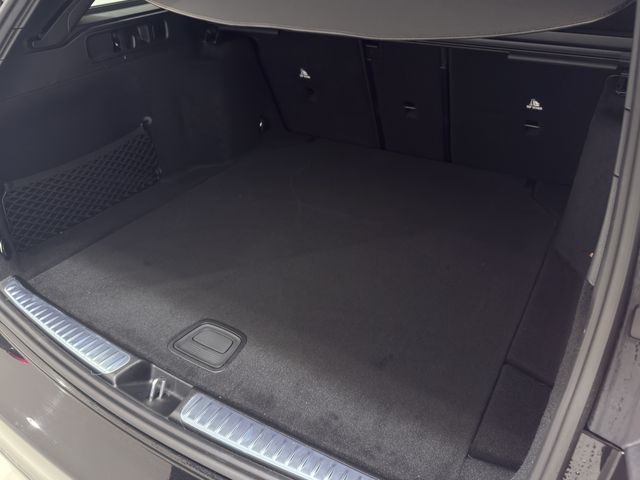 MERCEDES BENZ C CLAS 2025 Image 31