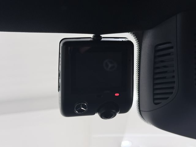 MERCEDES BENZ C CLAS 2025 Image 31