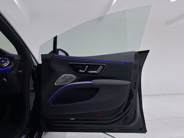 MERCEDES BENZ EQS 2025 Image 31