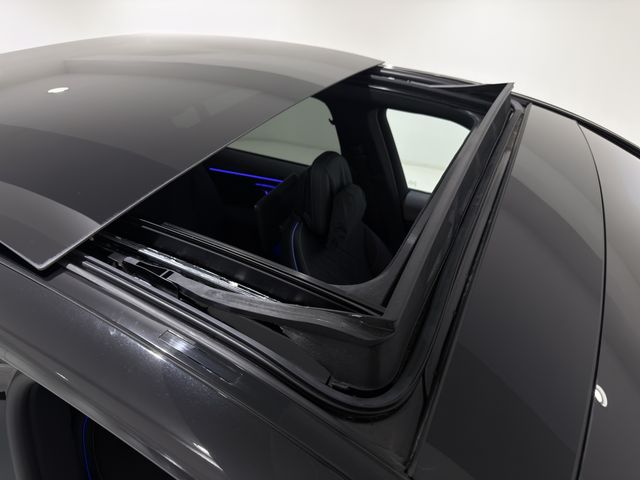 MERCEDES BENZ EQS SU 2025 Image 31