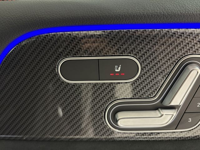 MERCEDES BENZ GLB 2025 Image 31