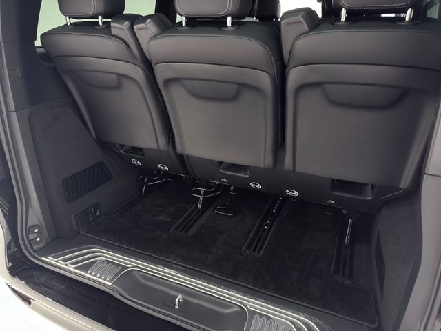 MERCEDES BENZ V CLAS 2025 Image 31