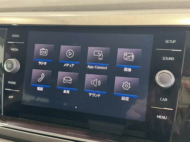 VOLKSWAGEN POLO 2019 Image 31