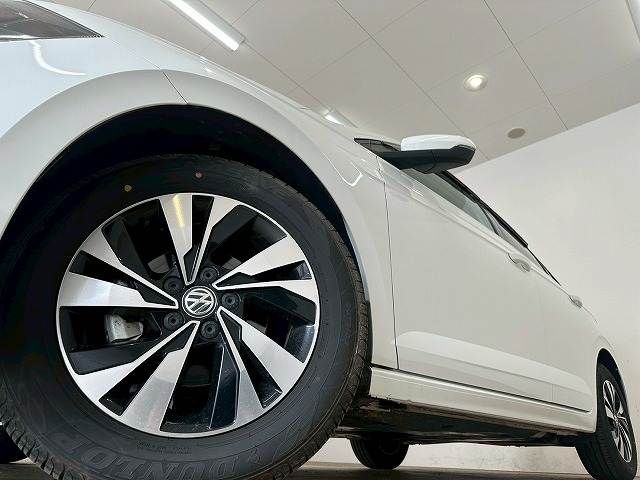 VOLKSWAGEN POLO 2019 Image 31