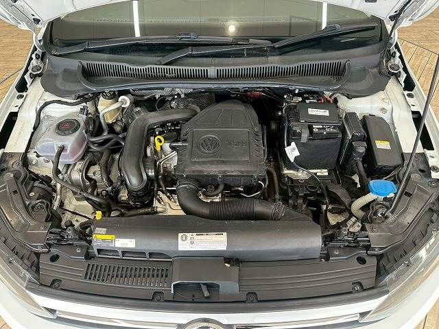 VOLKSWAGEN POLO 2019 Image 31