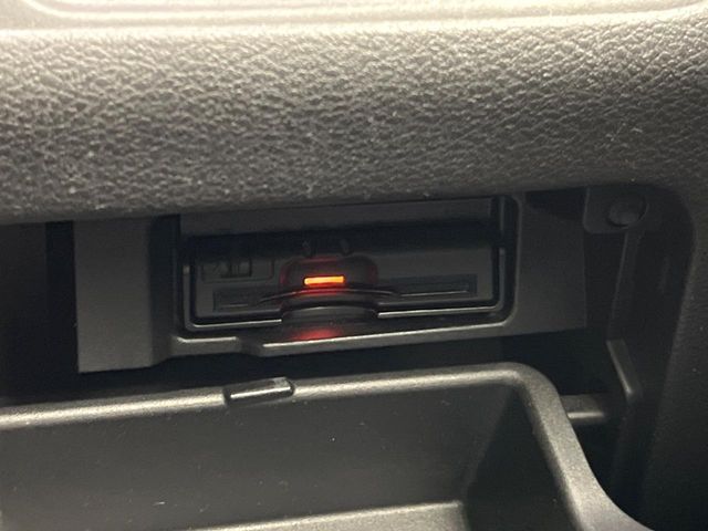 NISSAN SERENA  S-HYBRID 2017 Image 31