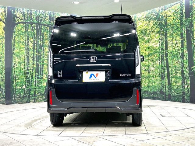 HONDA N BOX CUSTOM 2024 Image 31