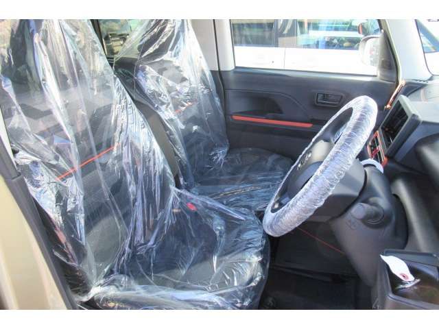 DAIHATSU TANTO FAN CROSS 2024 Image 31