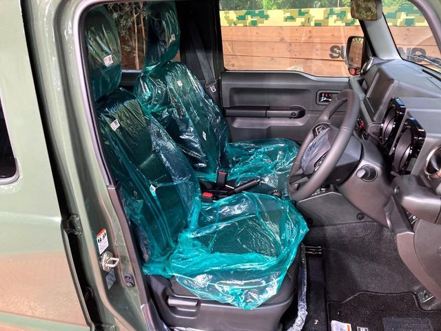 SUZUKI JIMNY NOMADE 2025 Image 31