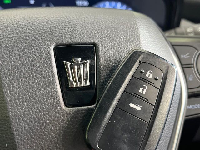 TOYOTA CROWN SEDAN HYBRID 2018 Image 31