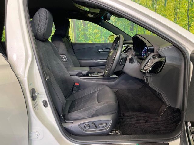 TOYOTA CROWN SEDAN HYBRID 2018 Image 31