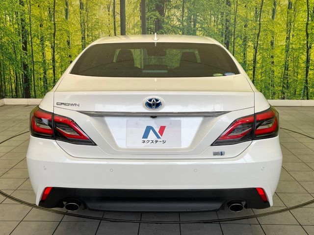 TOYOTA CROWN SEDAN HYBRID 2018 Image 31