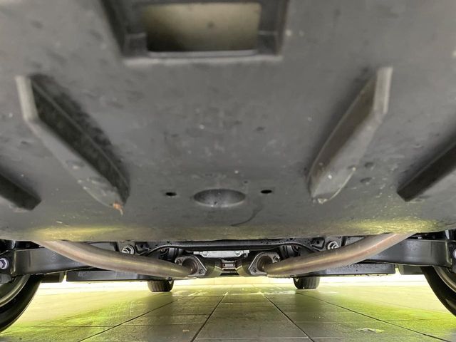 TOYOTA CROWN SEDAN HYBRID 2018 Image 31