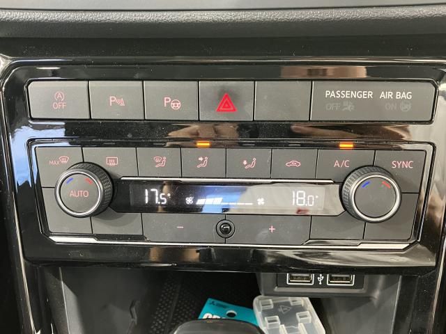 VOLKSWAGEN T-CROSS 2020 Image 31