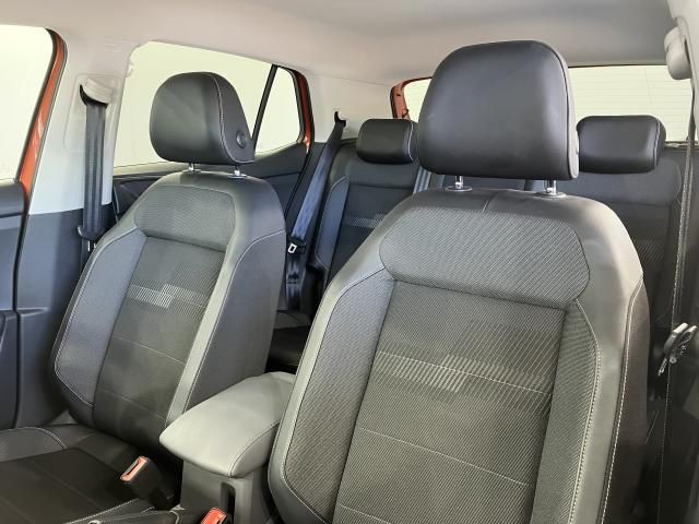 VOLKSWAGEN T-CROSS 2020 Image 31