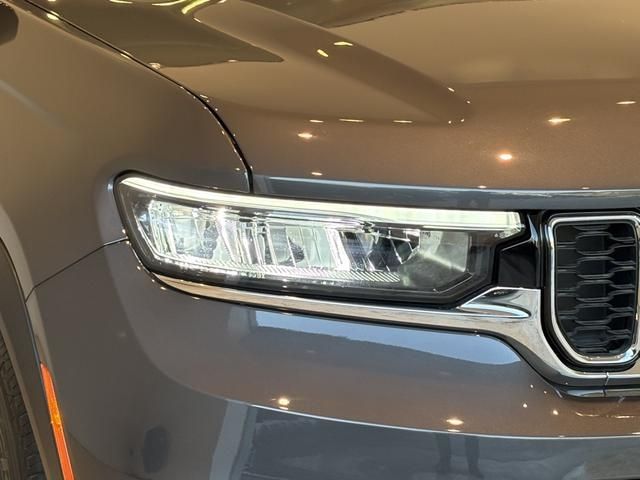 JEEP GRAND CHEROKEE 2023 Image 31