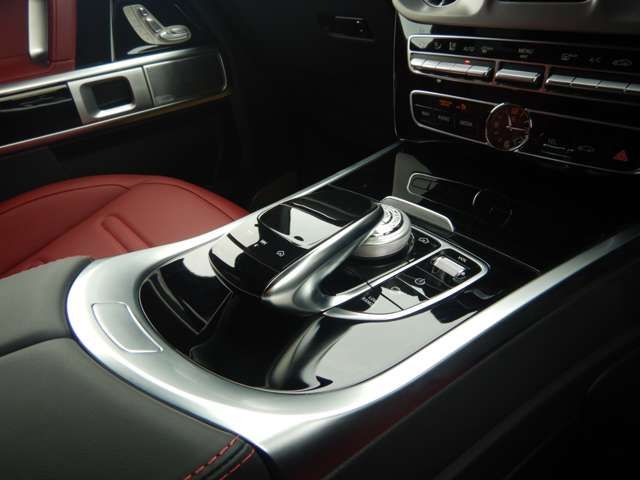 MERCEDES BENZ G CLAS 2024 Image 31