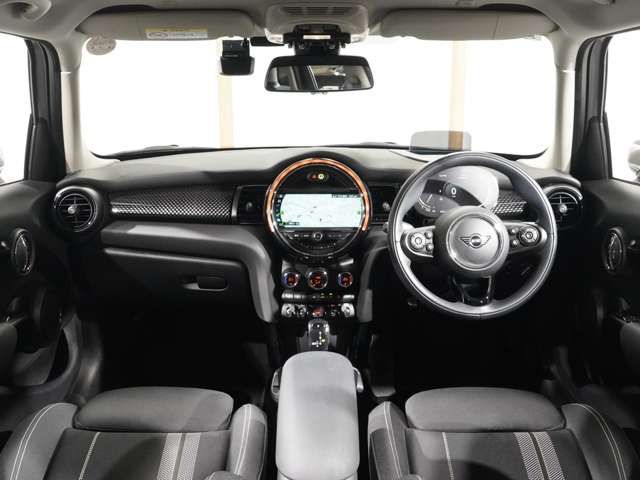 BMW MINI COOPER SD 5DOOR 2020 Image 31