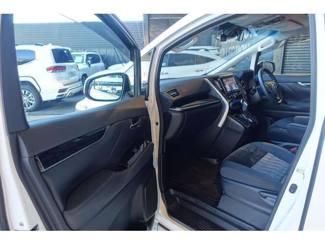 TOYOTA ALPHARD 2023 Image 31