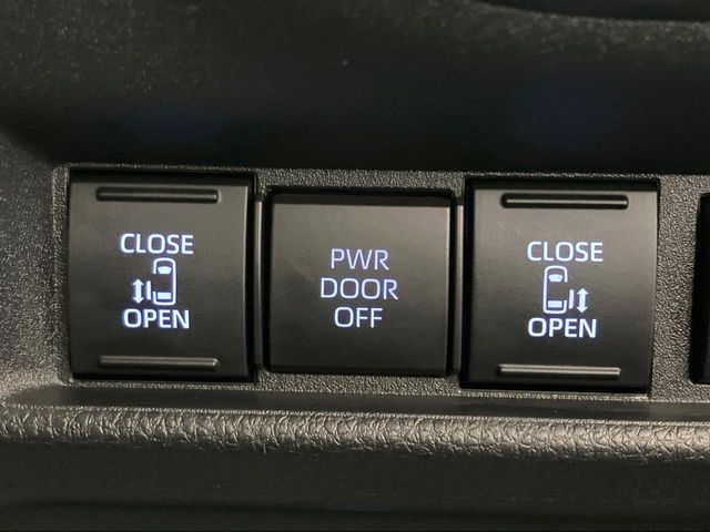 TOYOTA SIENTA HYBRID 2024 Image 31