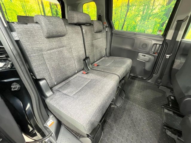 TOYOTA SIENTA HYBRID 2024 Image 31