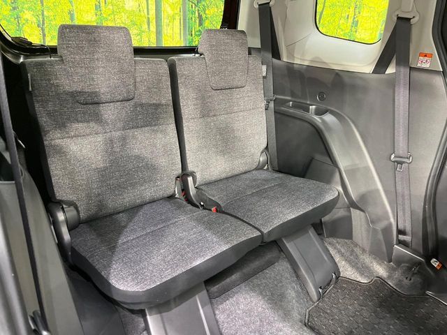 TOYOTA SIENTA HYBRID 2024 Image 31