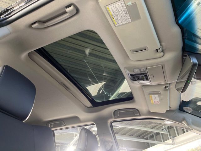 TOYOTA LANDCRUISER PRADO 2022 Image 31