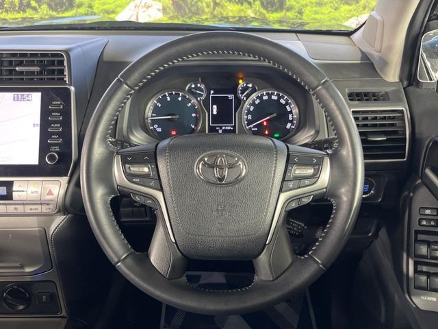 TOYOTA LANDCRUISER PRADO 2022 Image 31