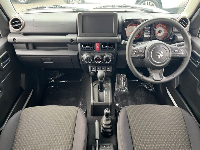 SUZUKI JIMNY NOMADE 2025 Image 31