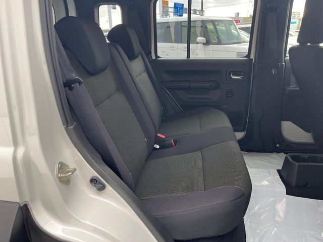 SUZUKI JIMNY NOMADE 2025 Image 31