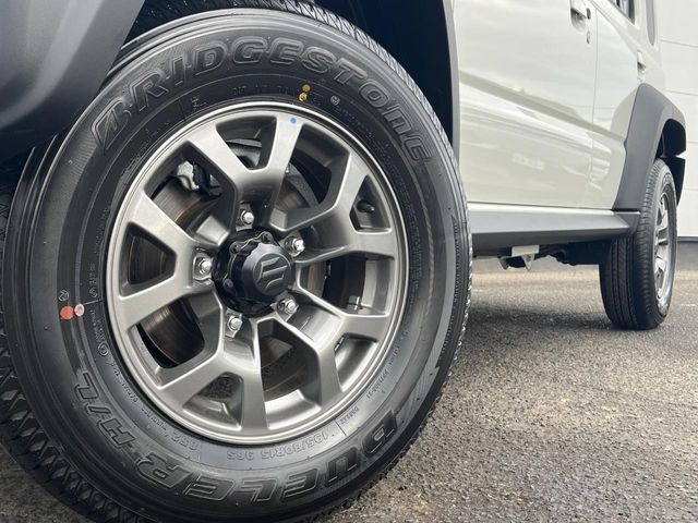 SUZUKI JIMNY NOMADE 2025 Image 31