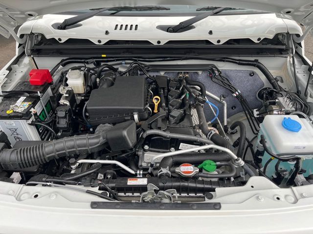 SUZUKI JIMNY NOMADE 2025 Image 31