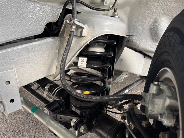 SUZUKI JIMNY NOMADE 2025 Image 31