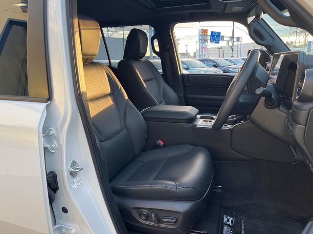 TOYOTA LANDCRUISER 250 2025 Image 31