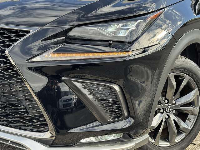 TOYOTA LEXUS NX300 2017 Image 31