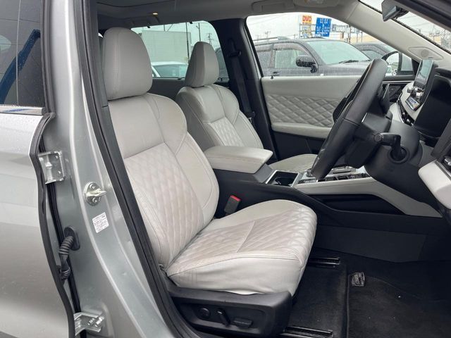 MITSUBISHI OUTLANDER PHEV 2022 Image 31
