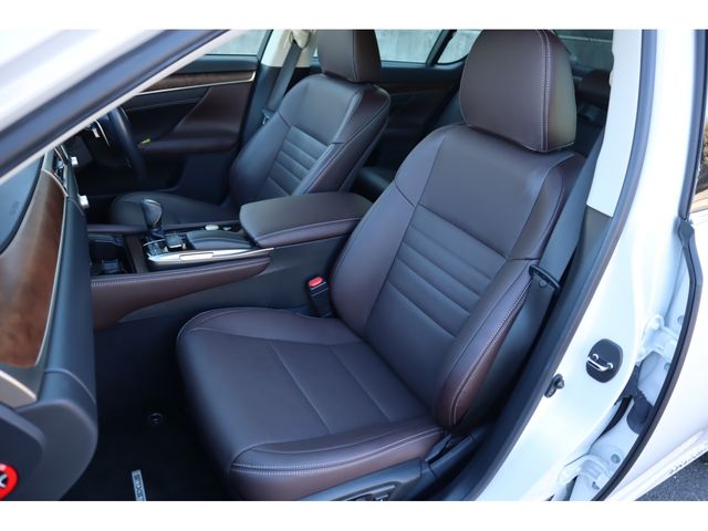 TOYOTA LEXUS GS300H 2018 Image 31