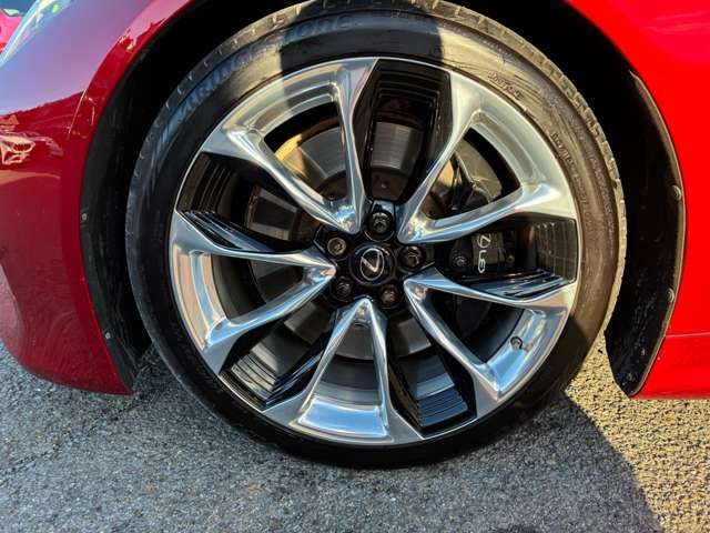 TOYOTA LEXUS LC500 2017 Image 31