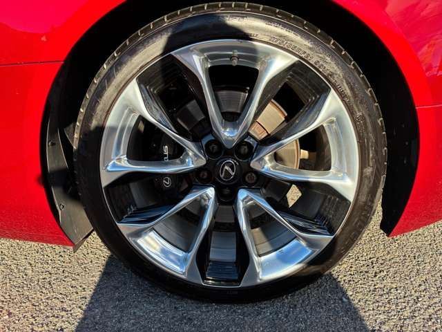 TOYOTA LEXUS LC500 2017 Image 31