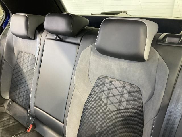 VOLKSWAGEN GOLF 2023 Image 31