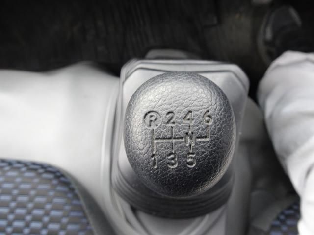 HINO DUTRO 2023 Image 31