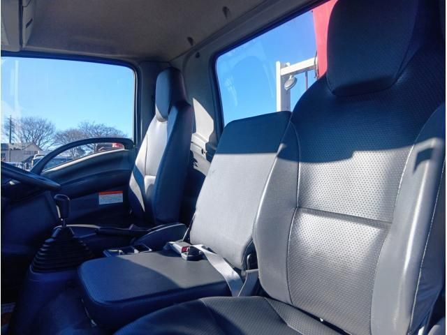 ISUZU FORWARD 2015 Image 31