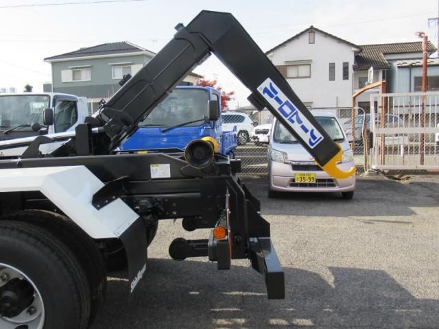 MITSUBISHI FUSOU FIGHTER 2025 Image 31