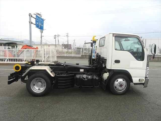 ISUZU ELF 2011 Image 31