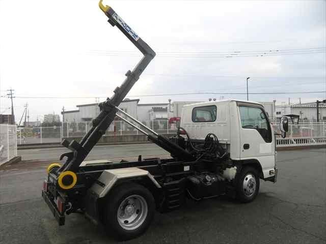 ISUZU ELF 2011 Image 31