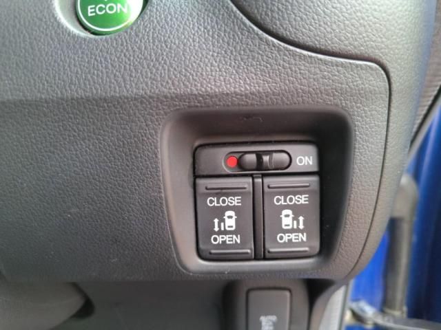 HONDA N BOX CUSTOM 4WD 2015 Image 31